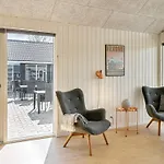 5 Star Holiday Home In Grenaa