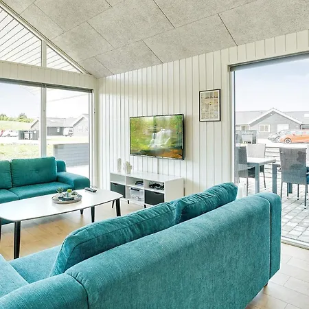 26 Person In 그레나