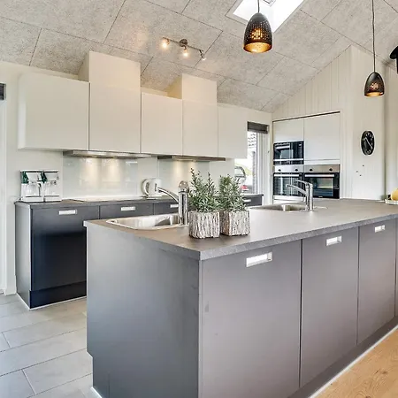 26 Person In 펜션 *