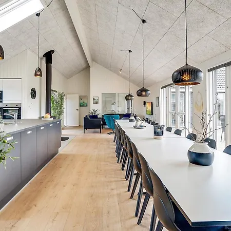 26 Person In 펜션 *