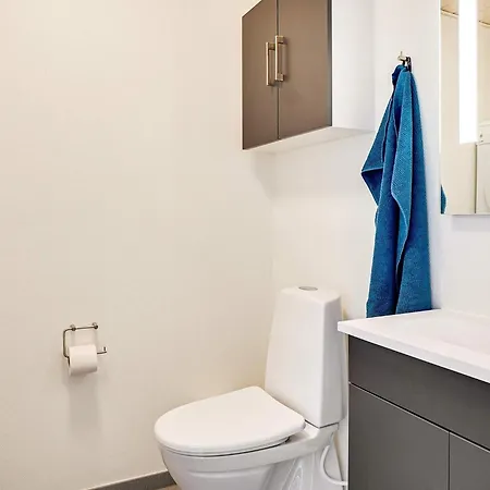 26 Person In * 그레나