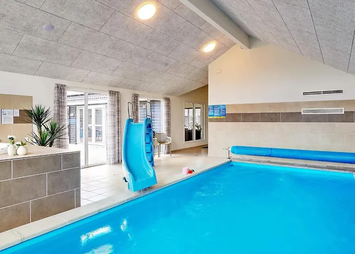 26 Person In Holiday home